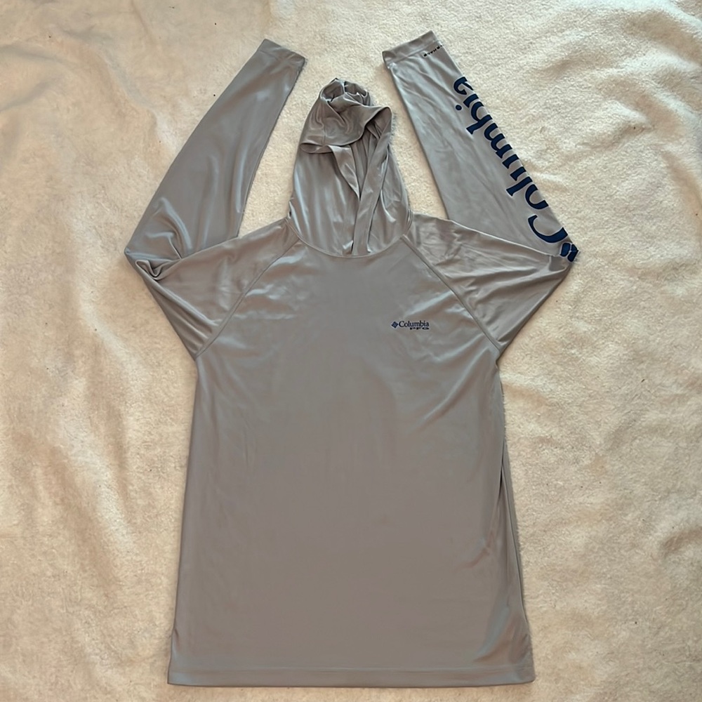 Columbia fishing shirt